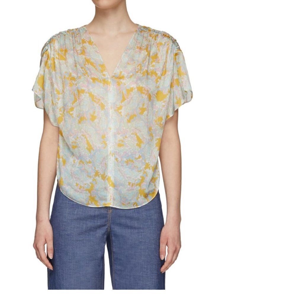 VINCE Lotus Ruched Dolman Sleeve Silk
Blouse, Small
Size: XXS Vince
NWT